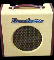 Danelectro 15W Nifty – Fifty2